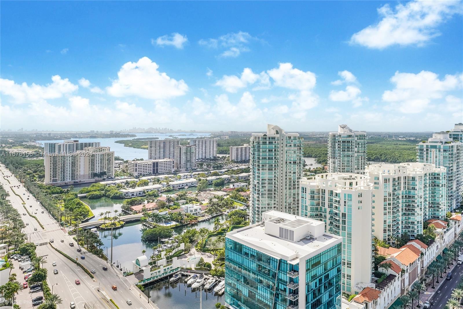 16699 Collins Ave 3307