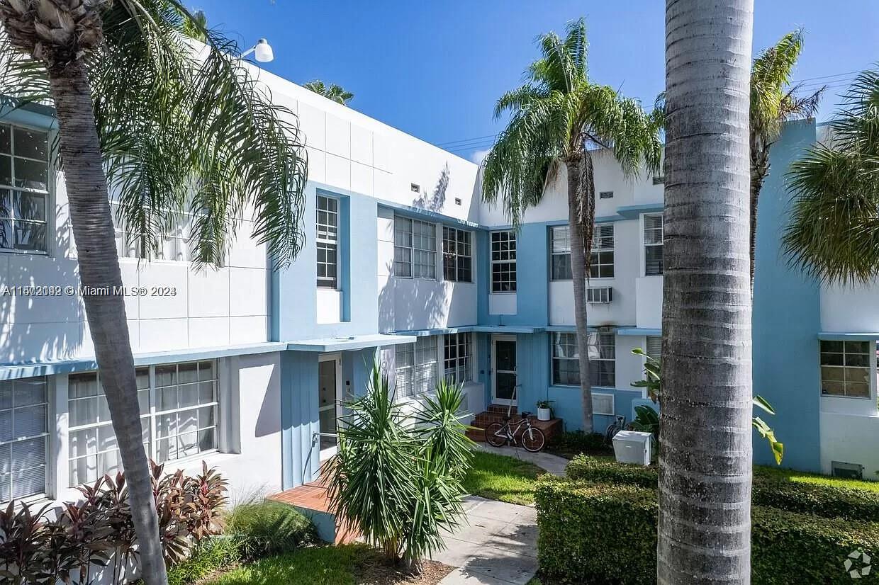 Rental Property at 1009 Meridian Ave 15, Miami Beach, Miami-Dade County, Florida - Bathrooms: 1  - $1,900 MO.