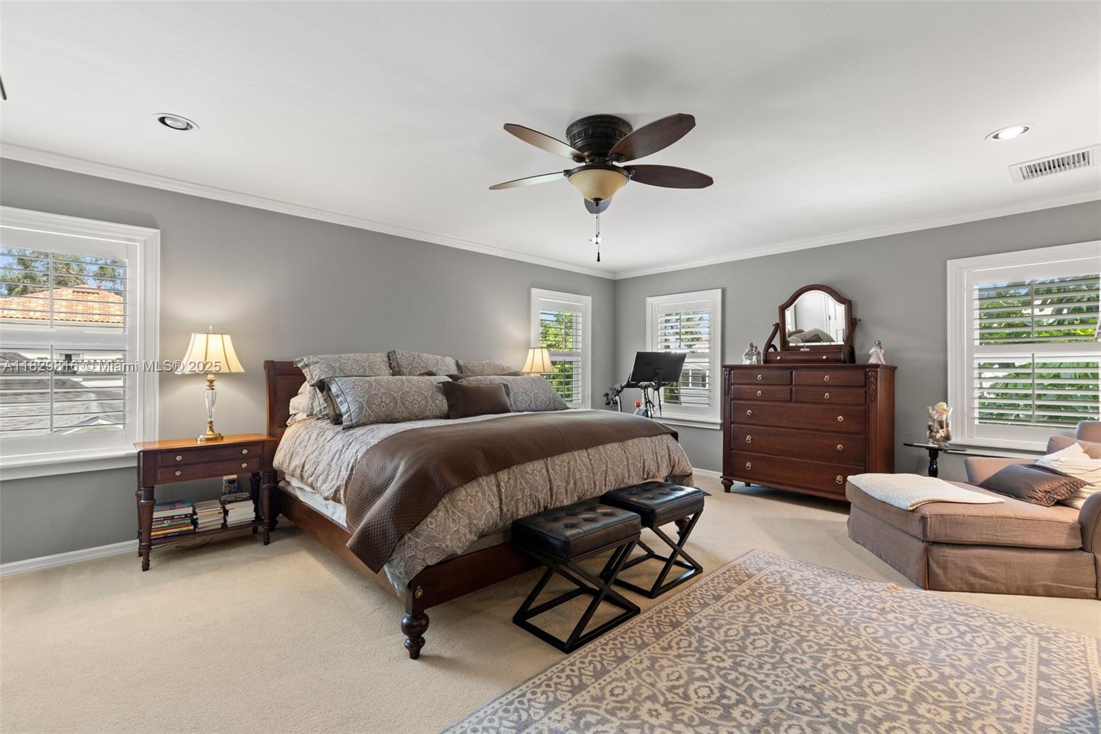 Villa Rosa Park - Residential