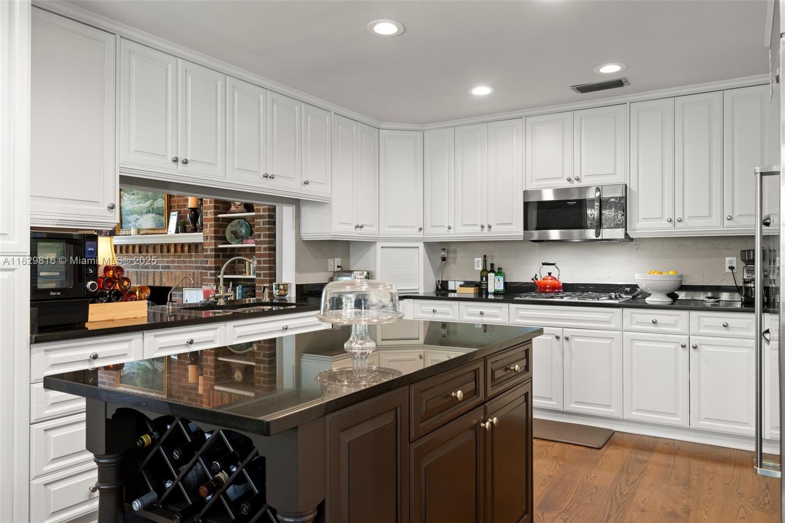 Villa Rosa Park - Residential