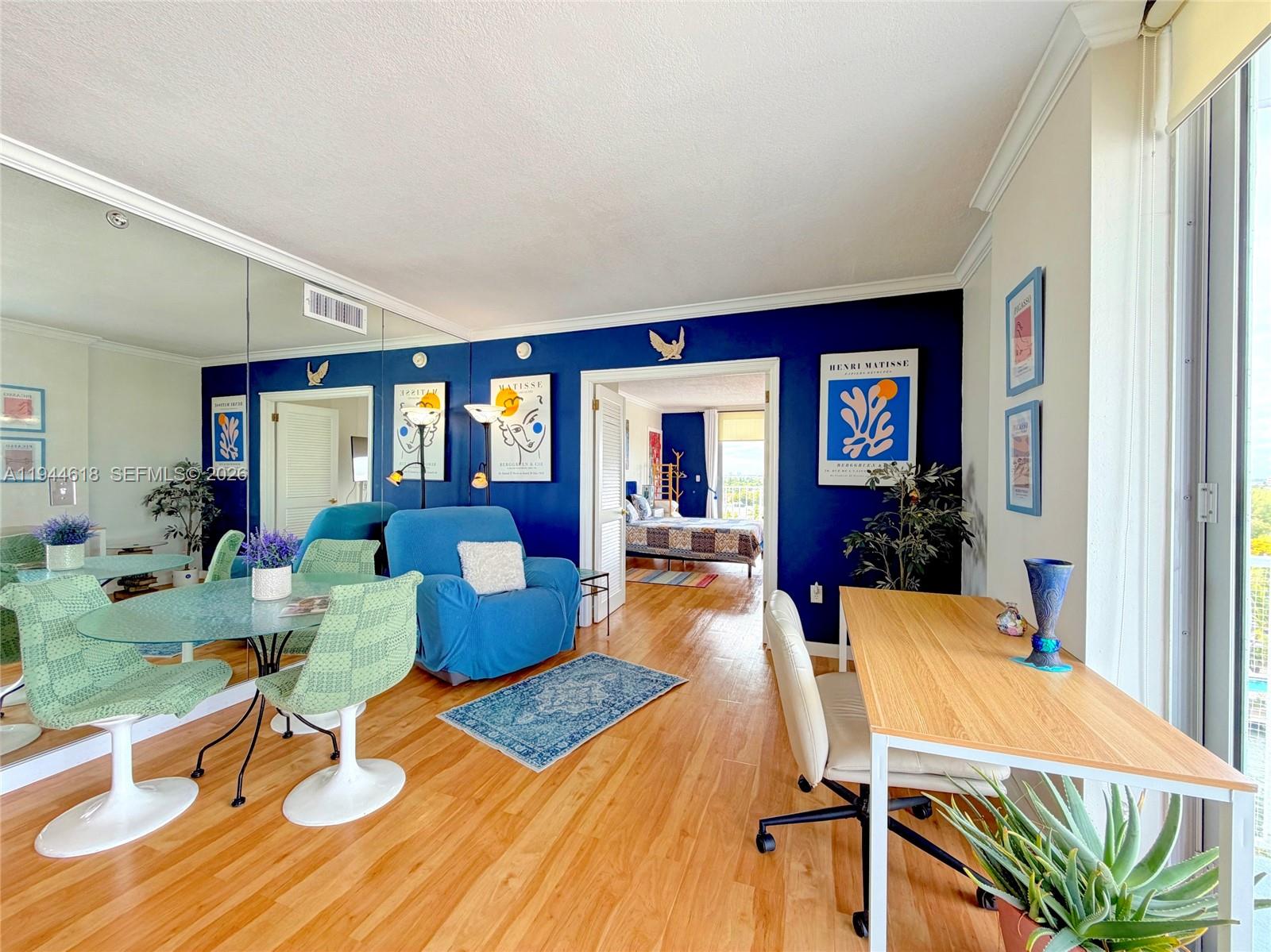 2829 Indian Creek Dr 901