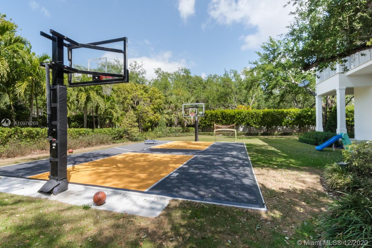 PALM VISTA - Residential