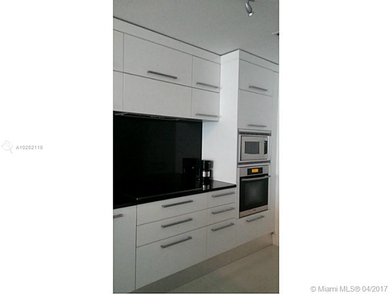 900 BISCAYNE BAY CONDO - Residential Lease