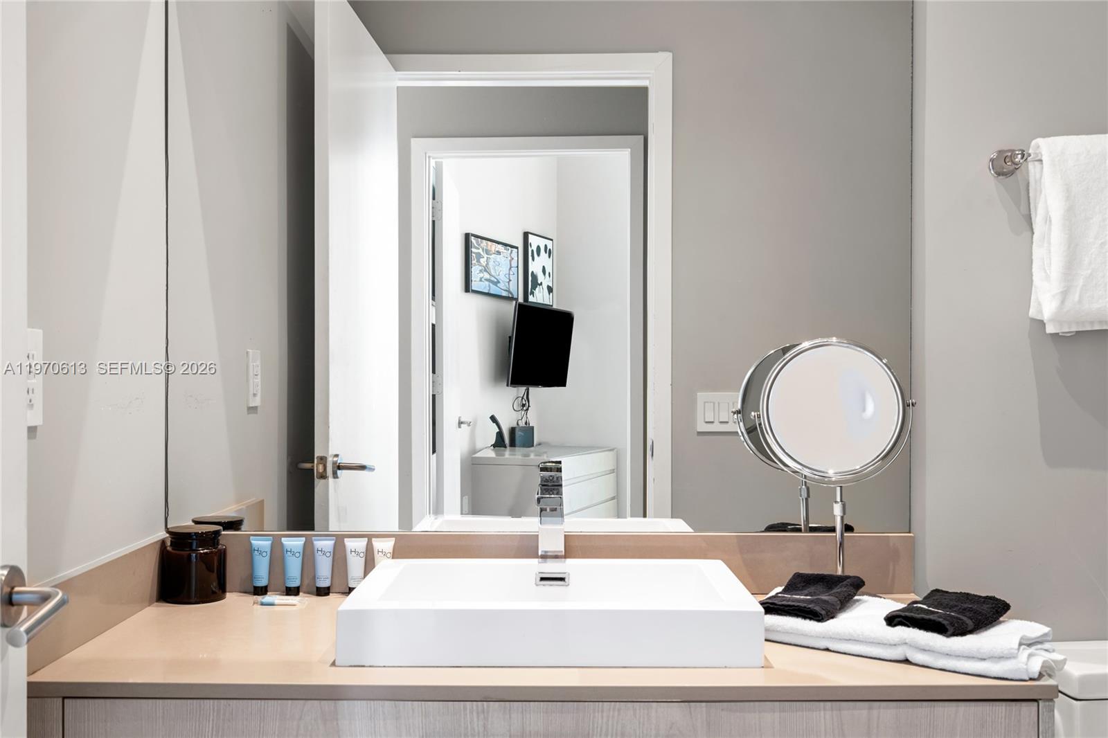 4111 SOUTH OCEAN DRIVE CO - Residential