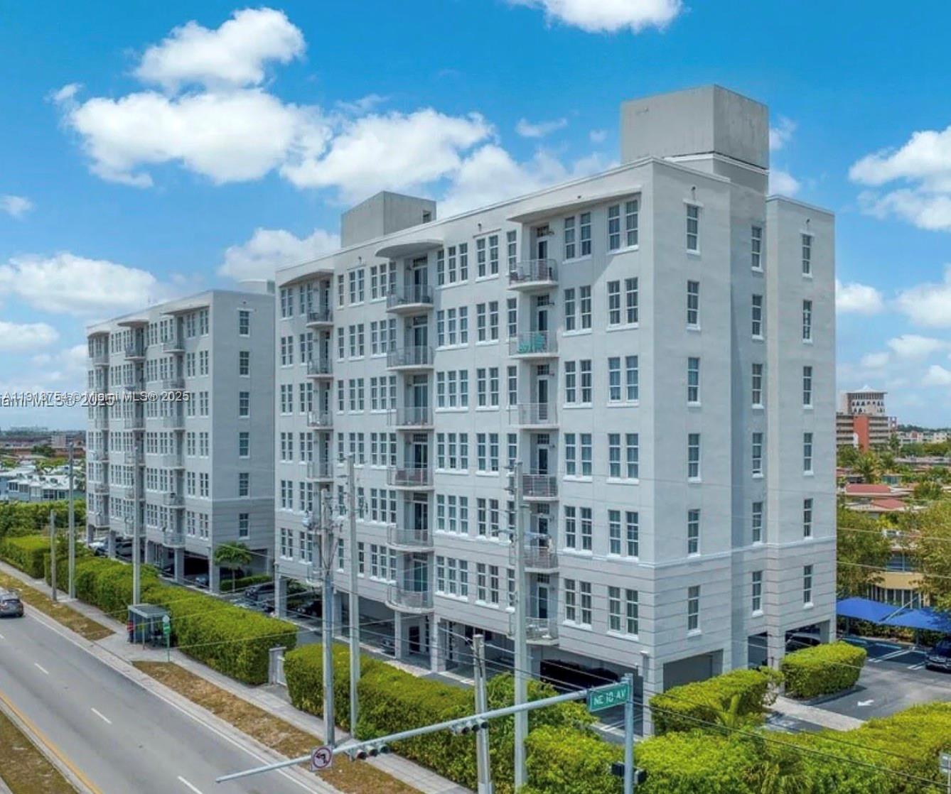 SKYLOFTS CONDO - Residential