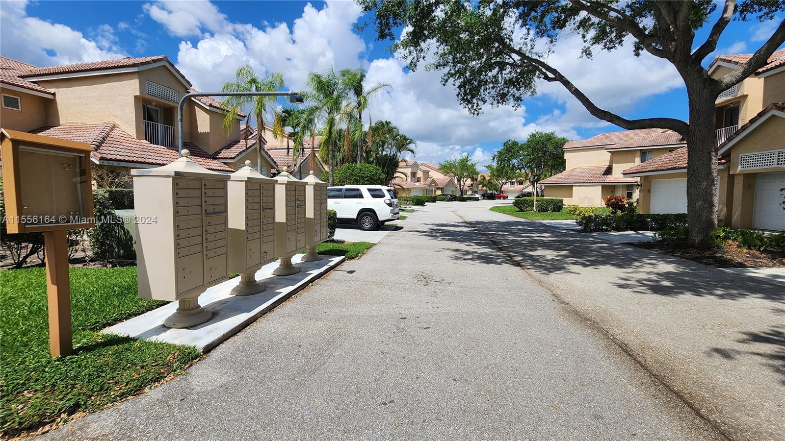 ISLES OF BOCA CONDOS ONE - Residential