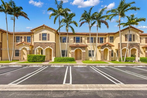 Photo of 600 SE 32nd Ave, Homestead, FL 33033 (MLS # A12103215)