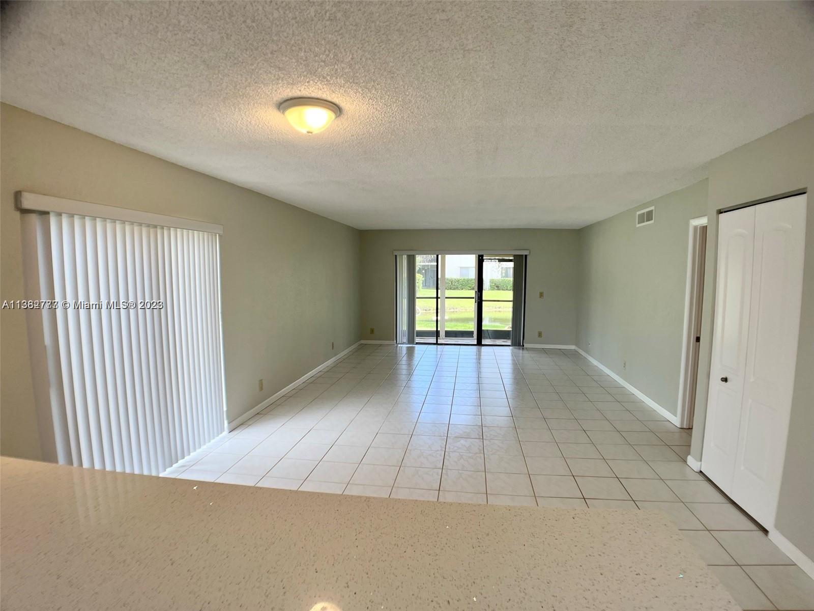 Photo 5 of 12 of 399 Lakeview Dr 101 condo