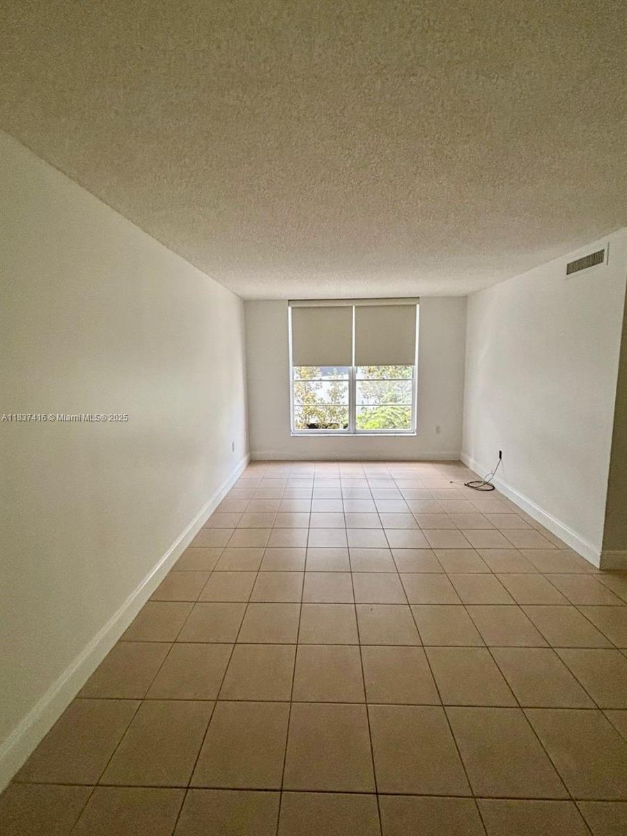 210 SW 11th St 410