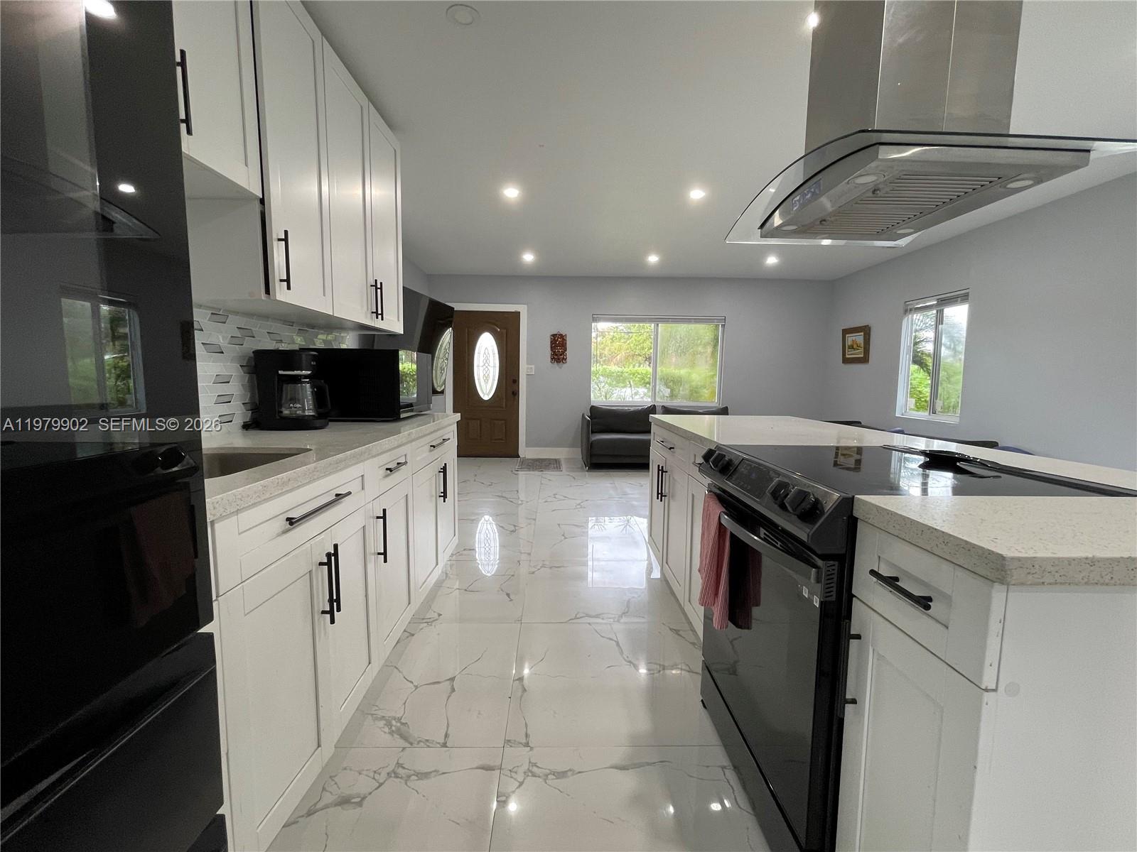 NORTH SHORE HEIGHTS - Residential