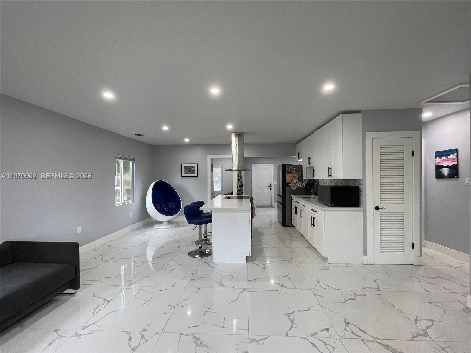 NORTH SHORE HEIGHTS - Residential