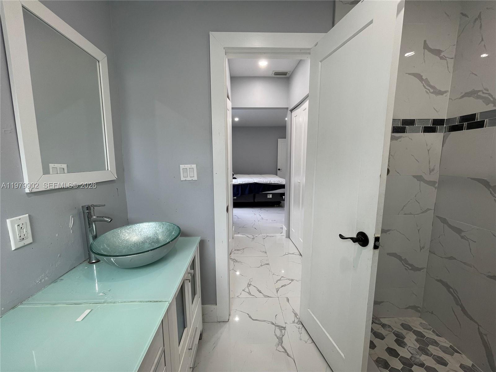 NORTH SHORE HEIGHTS - Residential