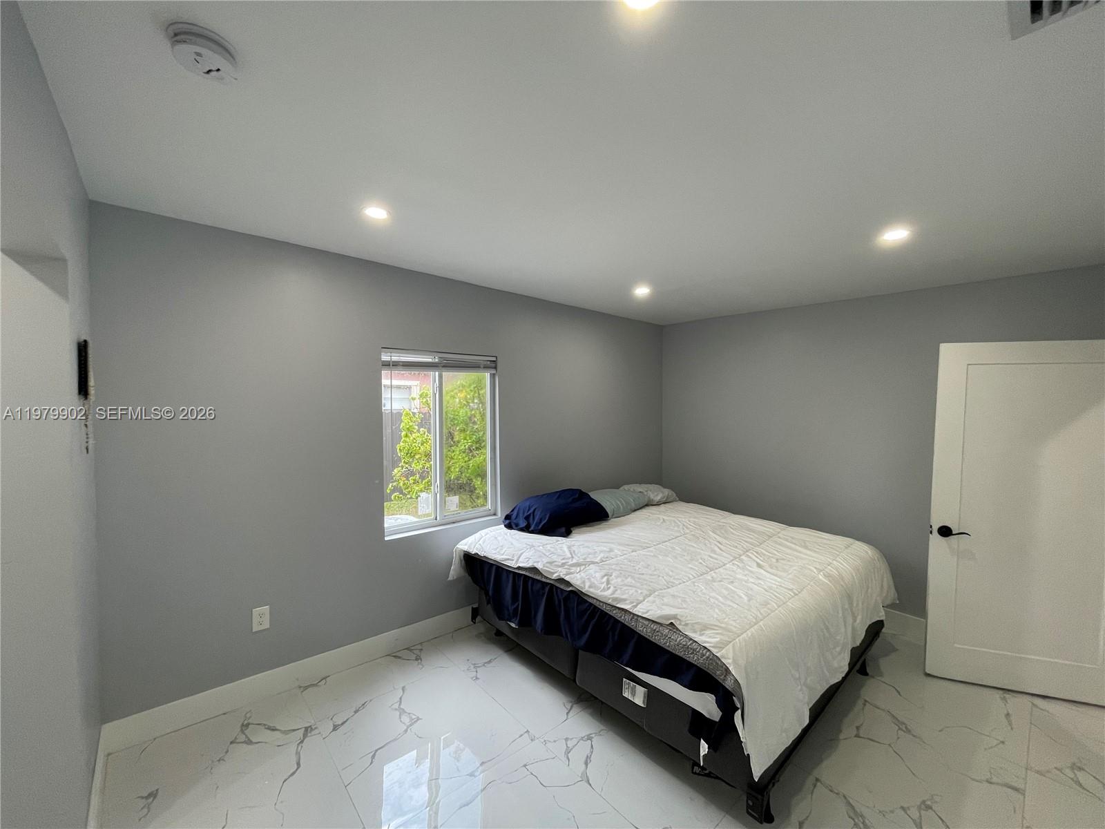 NORTH SHORE HEIGHTS - Residential