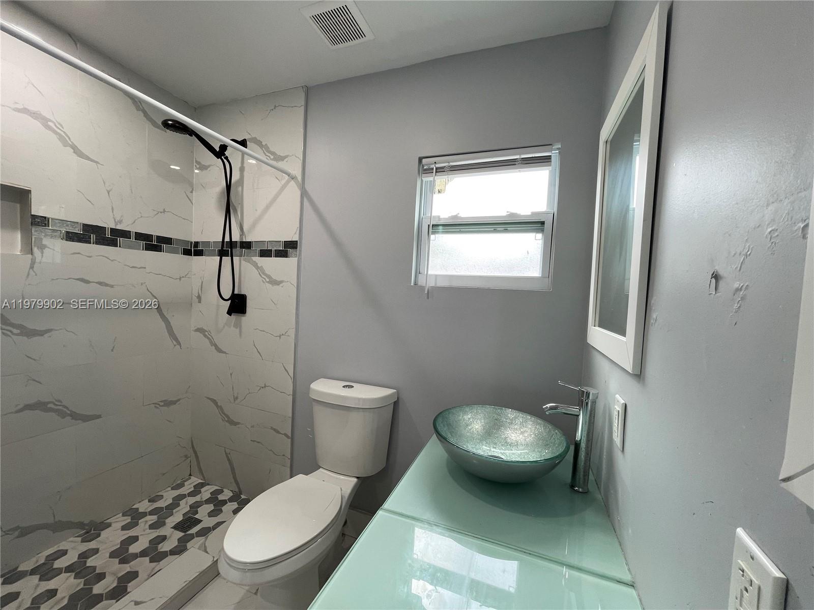 NORTH SHORE HEIGHTS - Residential