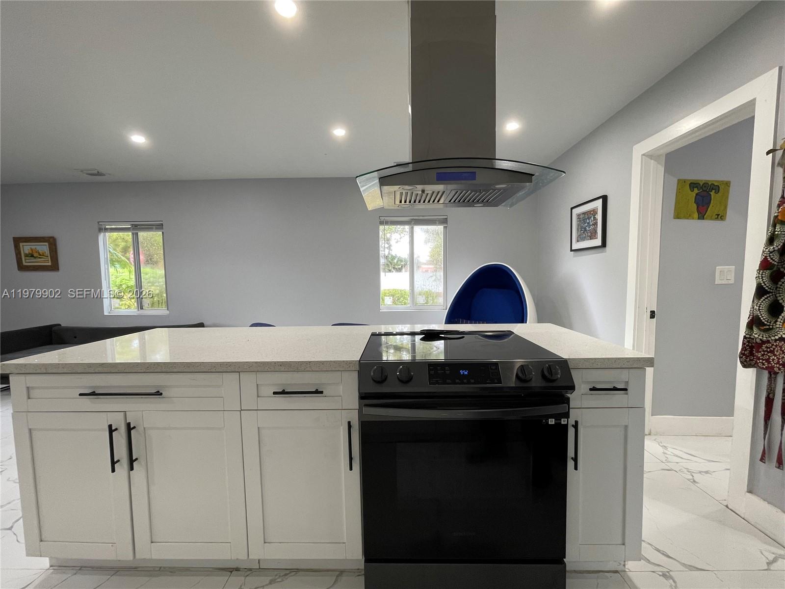 NORTH SHORE HEIGHTS - Residential