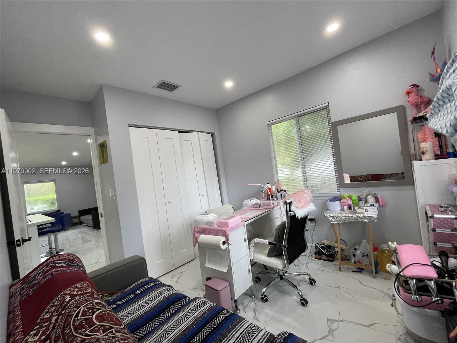 NORTH SHORE HEIGHTS - Residential