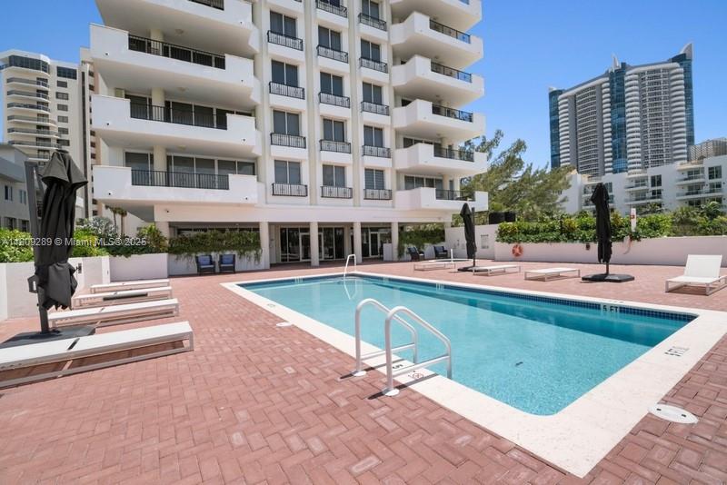 6422 Collins Ave 301, Miami Beach, Miami-Dade County, Florida - 2 Bedrooms  
2 Bathrooms - 