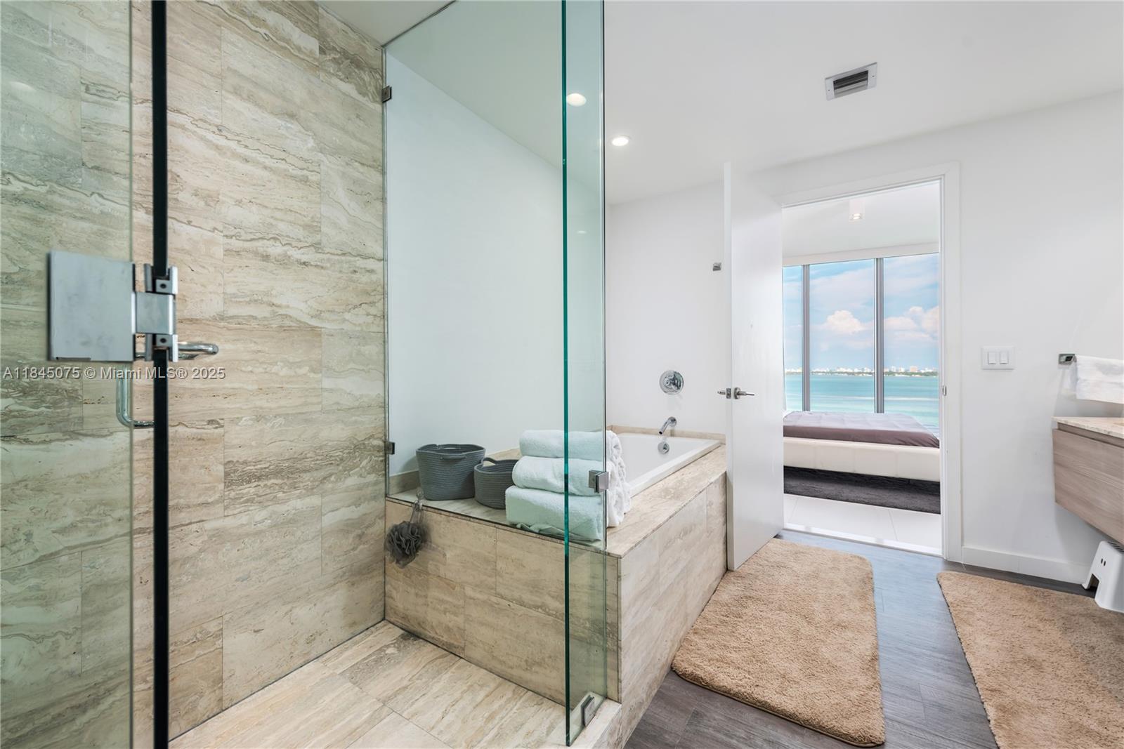 BISCAYNE BEACH CONDO - Residential Lease