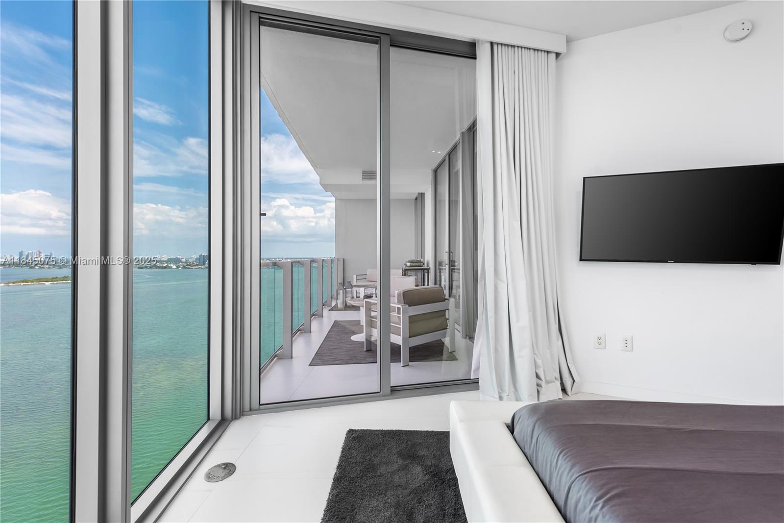 BISCAYNE BEACH CONDO - Residential Lease