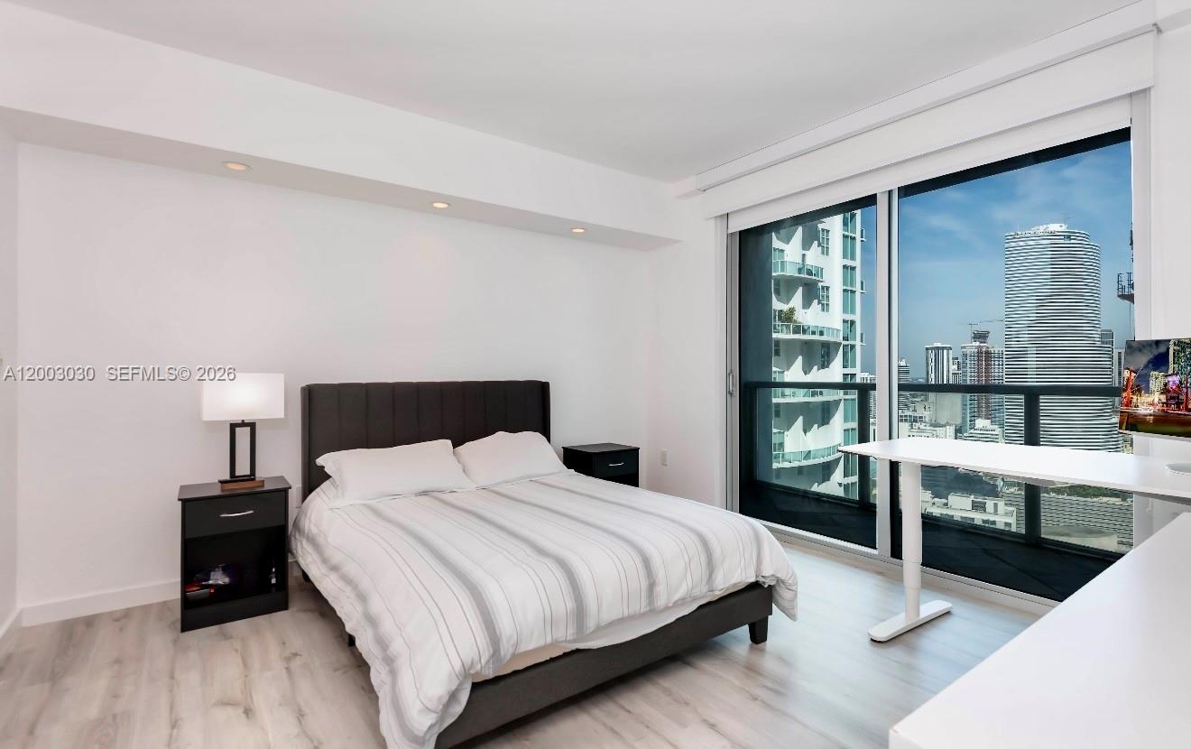 500 BRICKELL WEST CONDO - Residential Lease