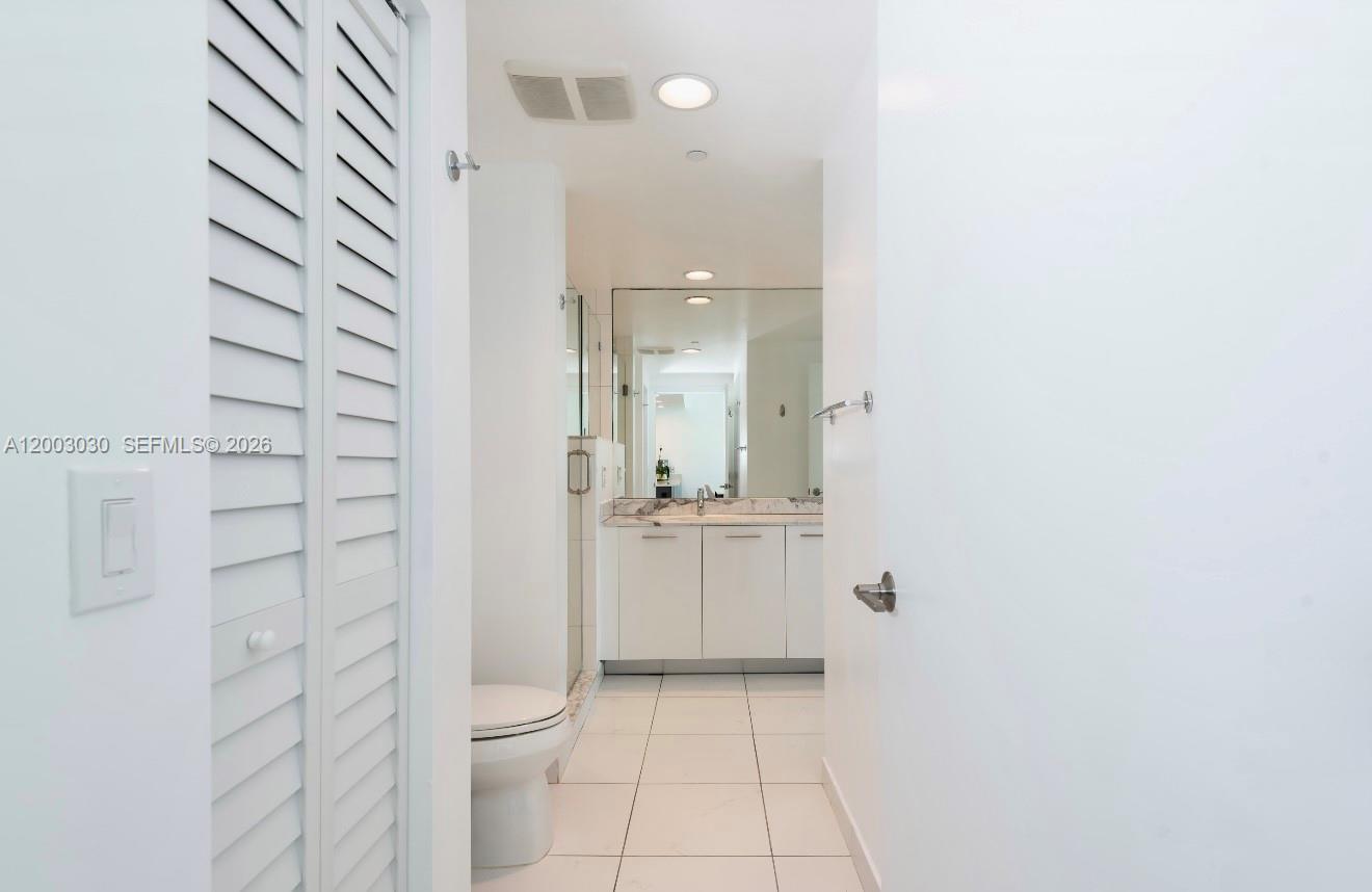 500 BRICKELL WEST CONDO - Residential Lease