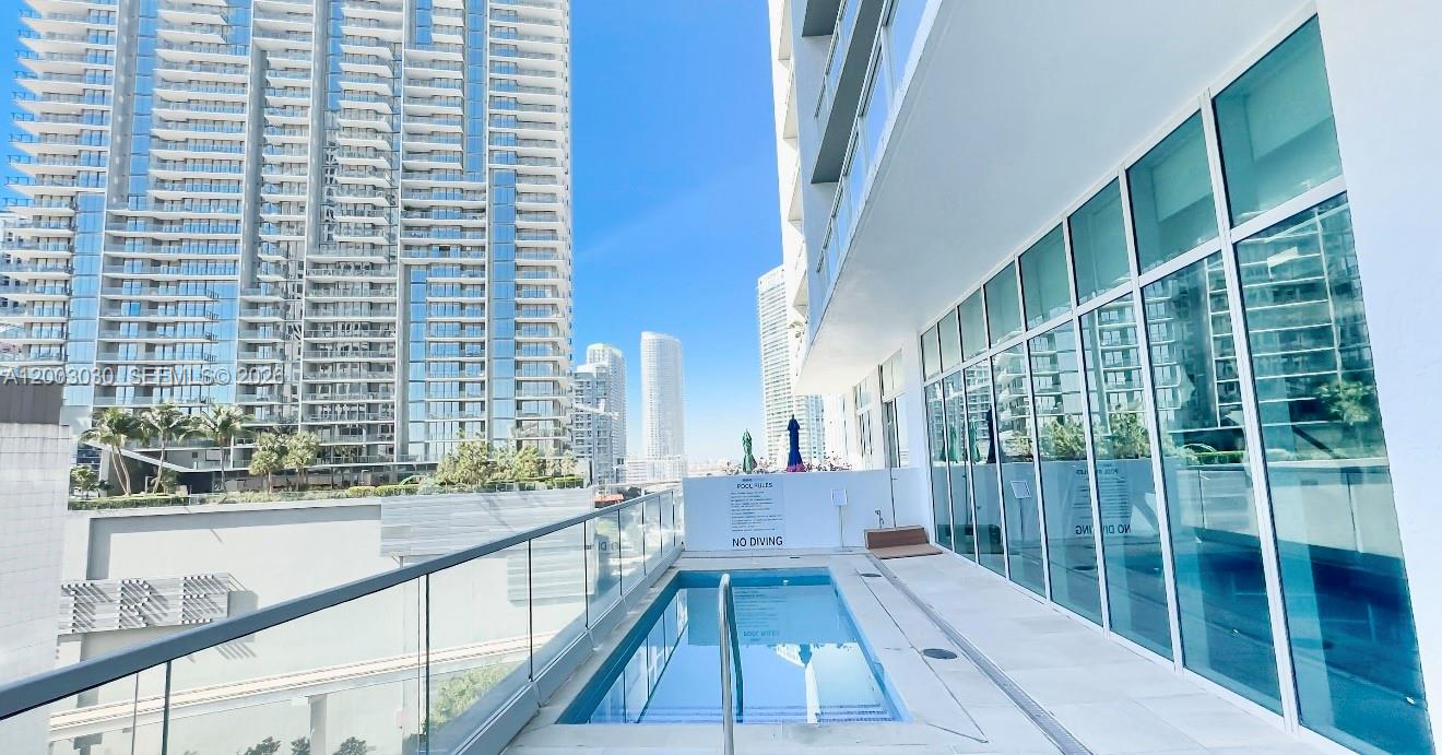 500 BRICKELL WEST CONDO - Residential Lease