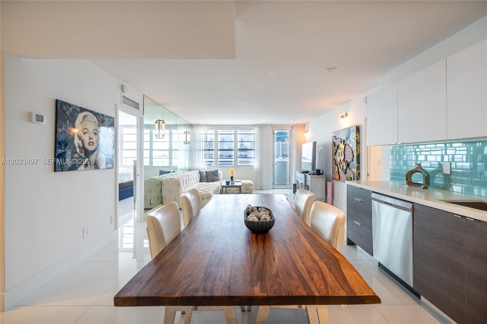 100 Lincoln Rd 1523