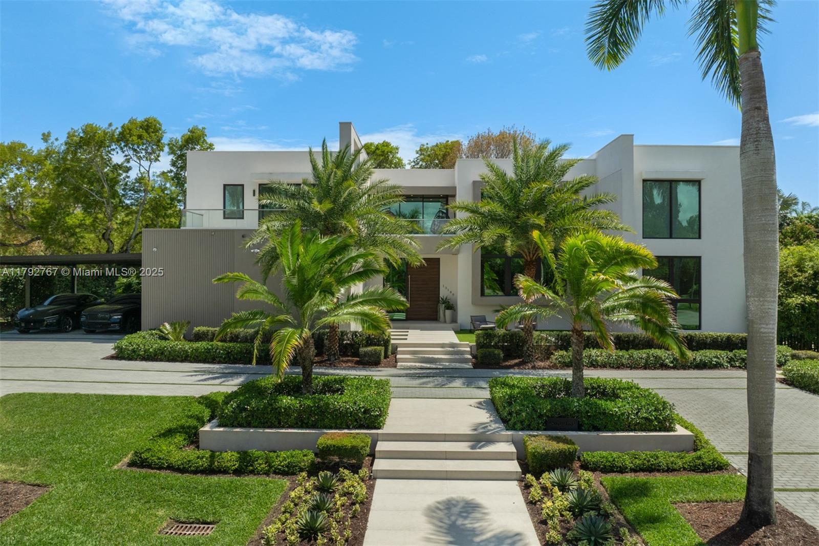 OLD CUTLER POINT - Residential