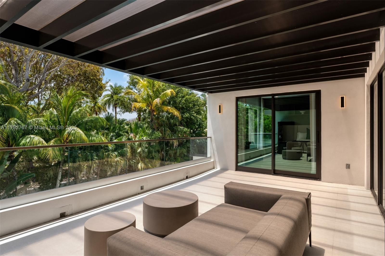 OLD CUTLER POINT - Residential