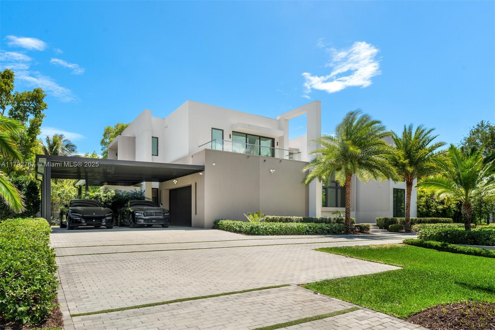 OLD CUTLER POINT - Residential