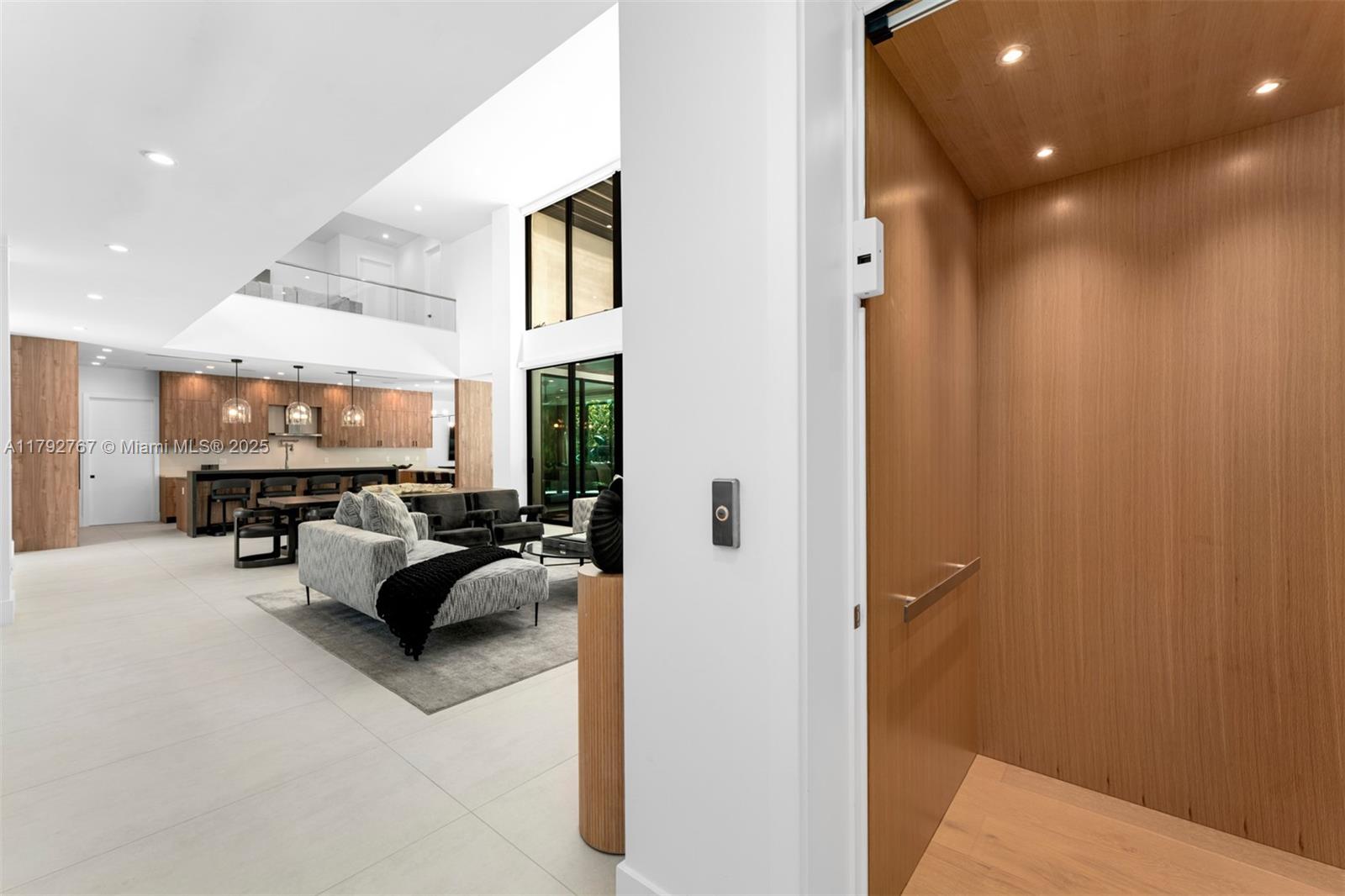 OLD CUTLER POINT - Residential