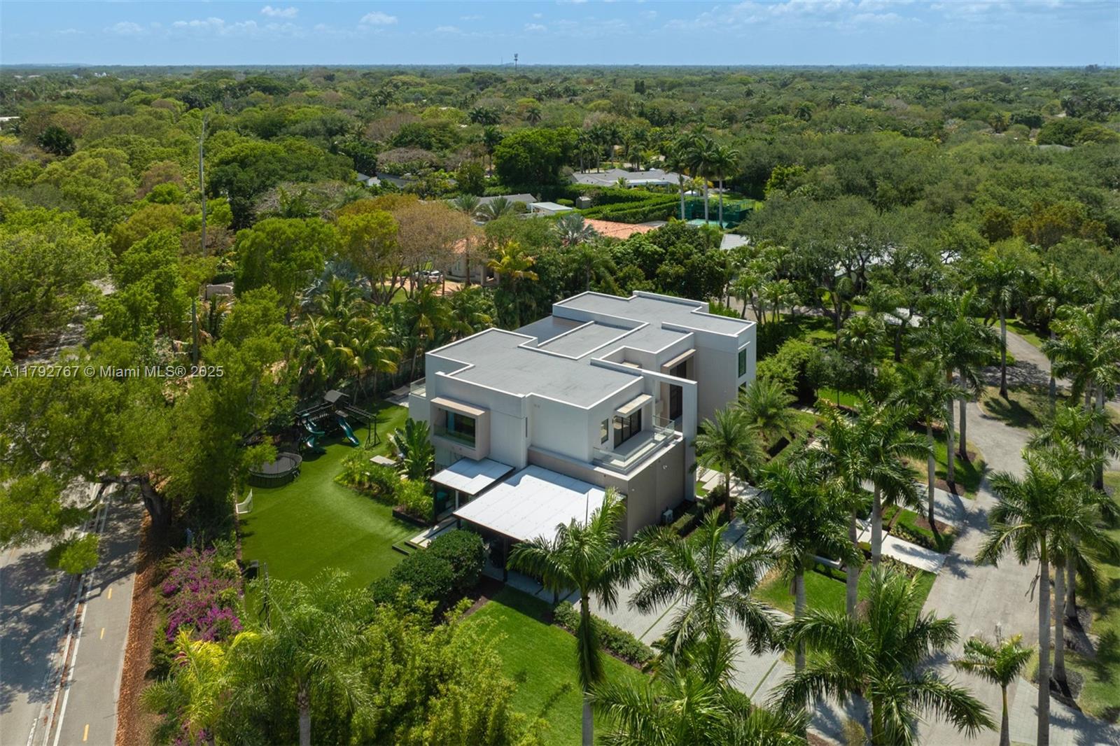 OLD CUTLER POINT - Residential