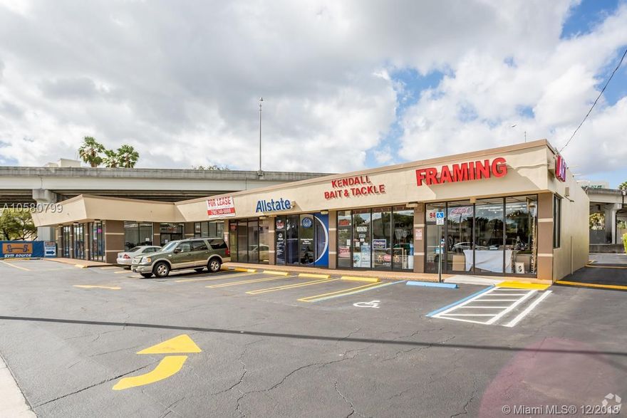 Prime Location. 1000 sq. ft. of Retail Space on South Dixie Hwy available for Lease.