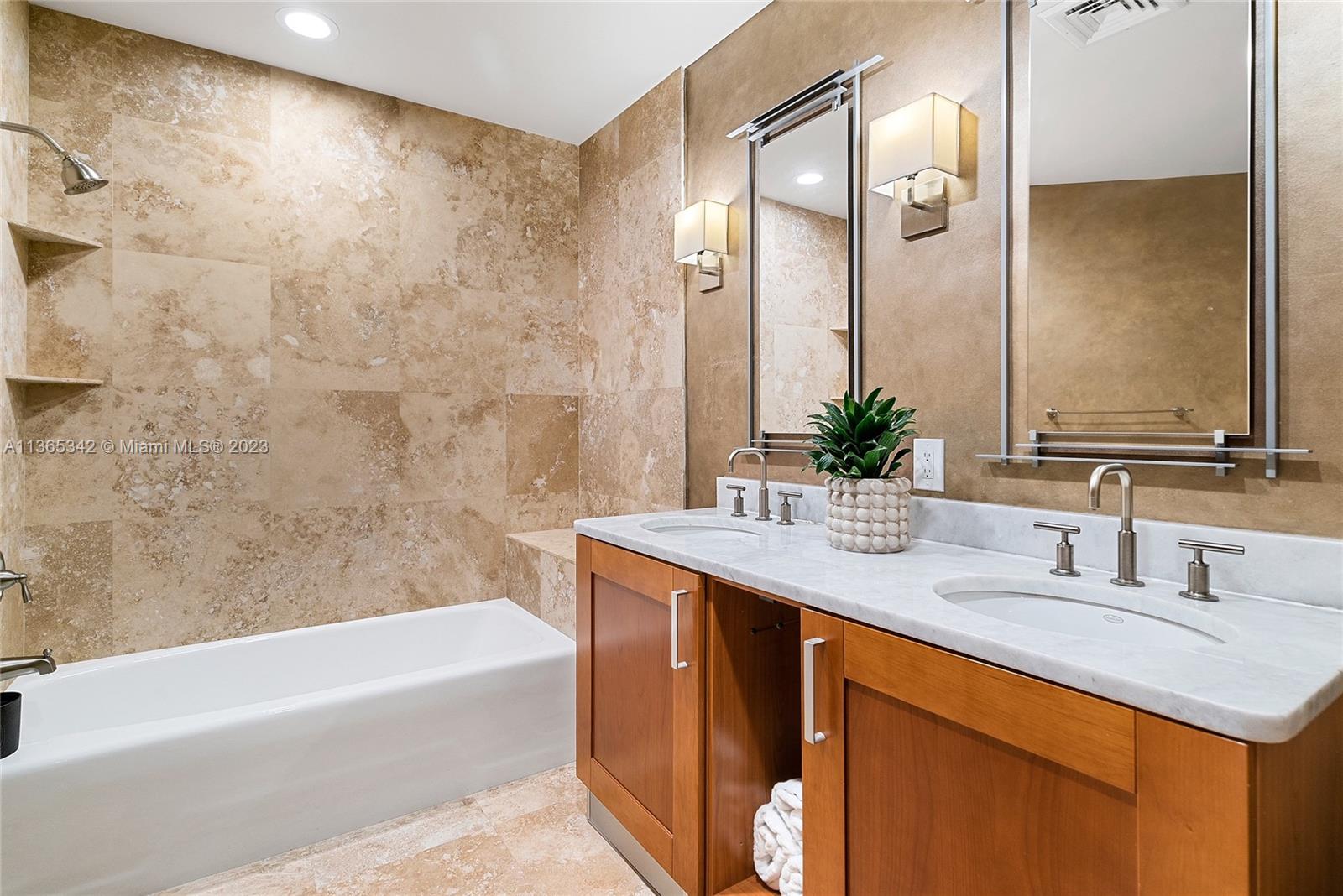 SPIAGGIA OCEAN CONDO - Residential Lease