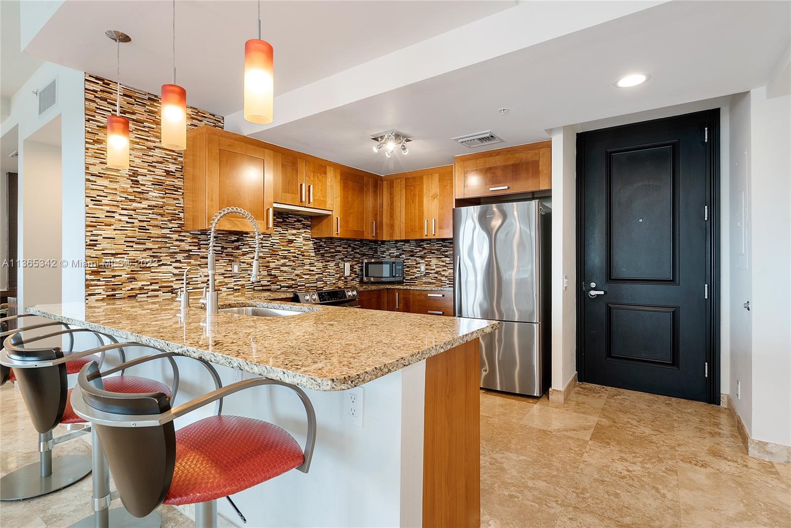 9499 Collins Ave PH-07