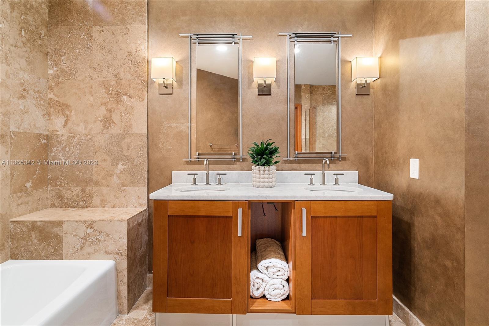 SPIAGGIA OCEAN CONDO - Residential Lease