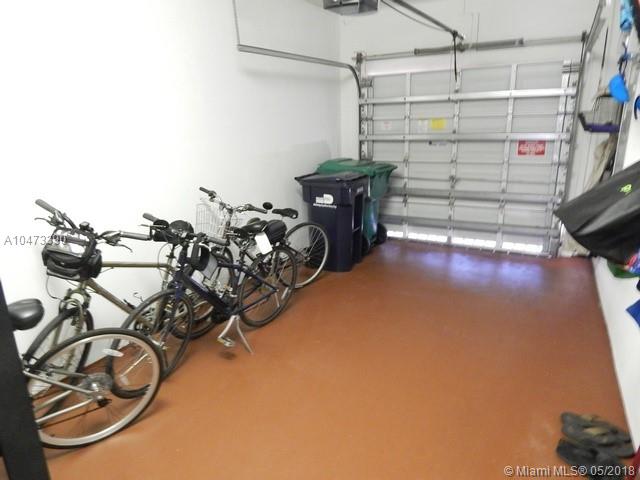 LAKES BY THE BAY CEE - Residential Lease