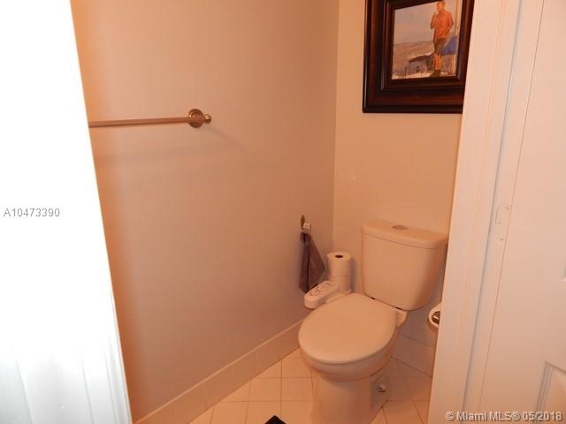 LAKES BY THE BAY CEE - Residential Lease