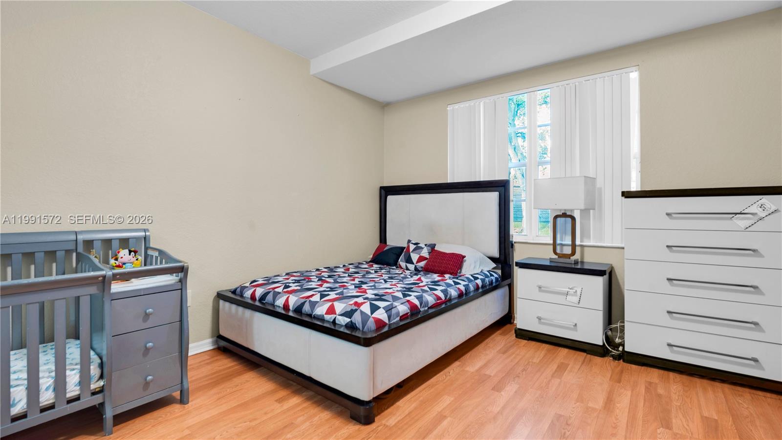 BANYAN BAY CONDO - Residential