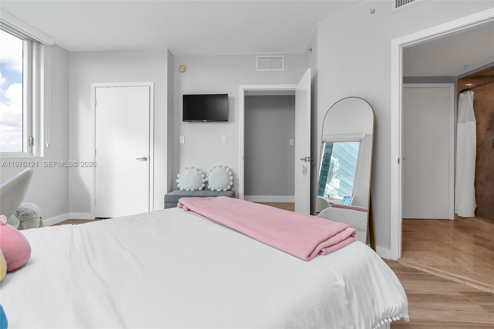 METROPOLIS II AT DADELAND - Residential