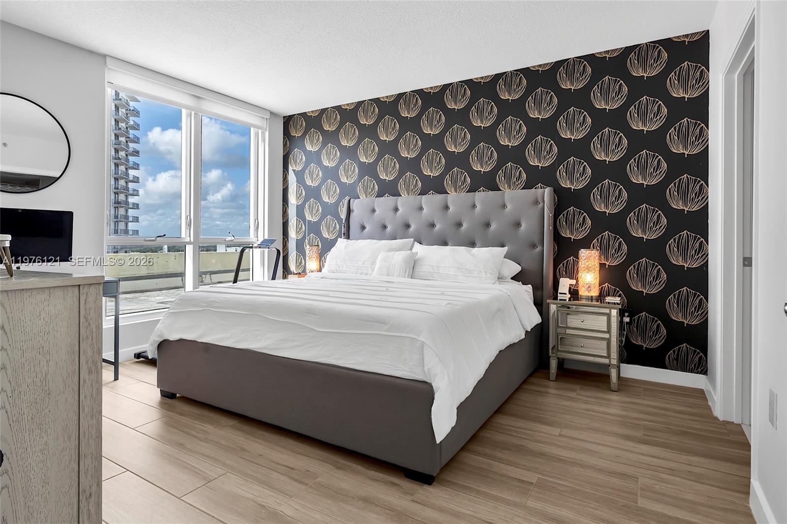 METROPOLIS II AT DADELAND - Residential