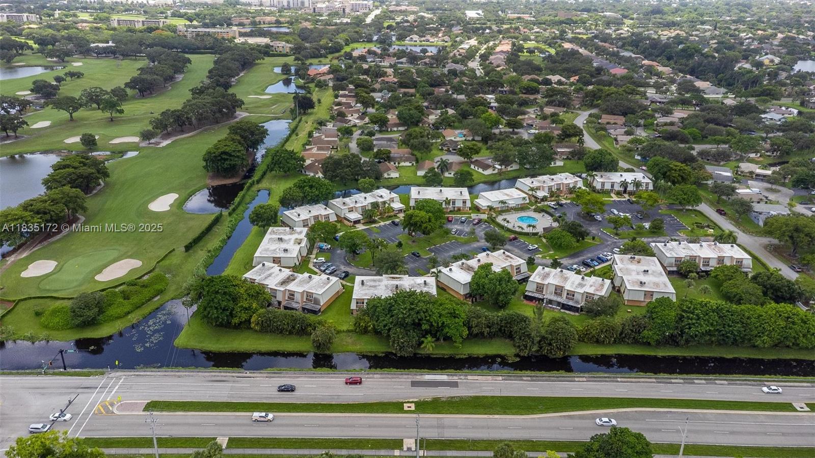 ISLA MERITA CONDOMINIUM I - Residential