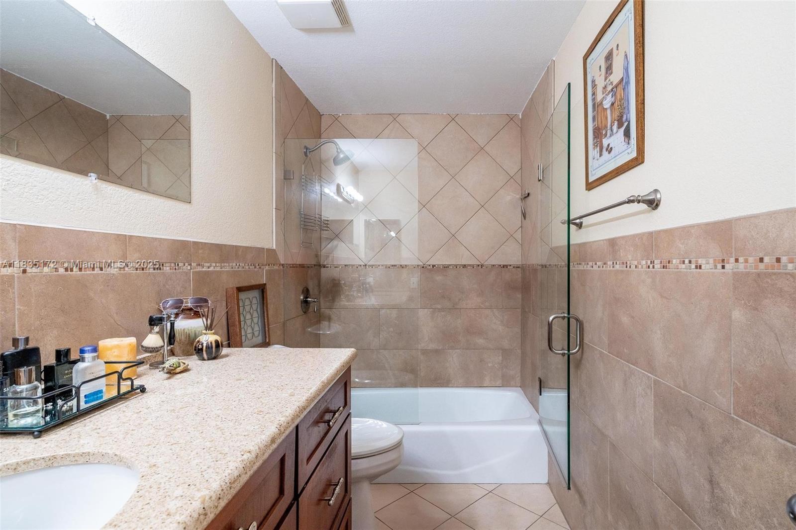 ISLA MERITA CONDOMINIUM I - Residential