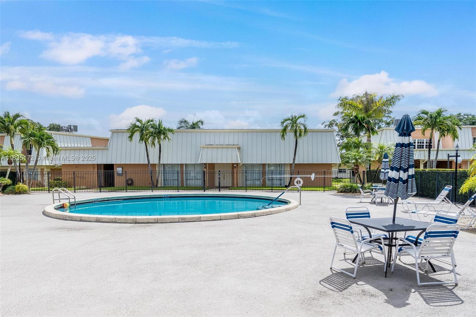 ISLA MERITA CONDOMINIUM I - Residential