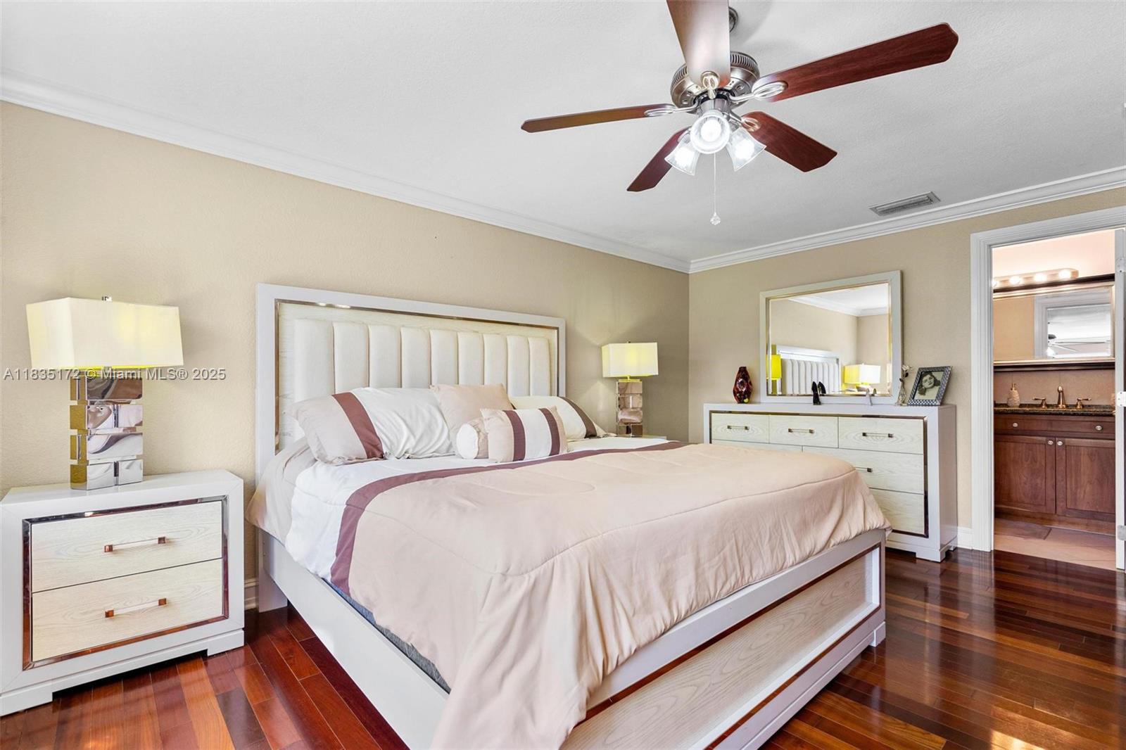 ISLA MERITA CONDOMINIUM I - Residential