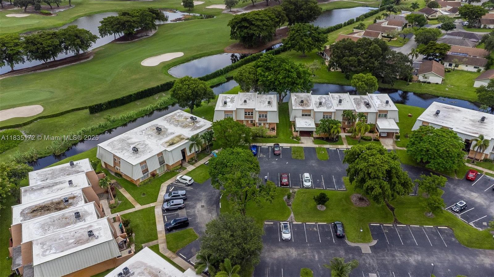 ISLA MERITA CONDOMINIUM I - Residential