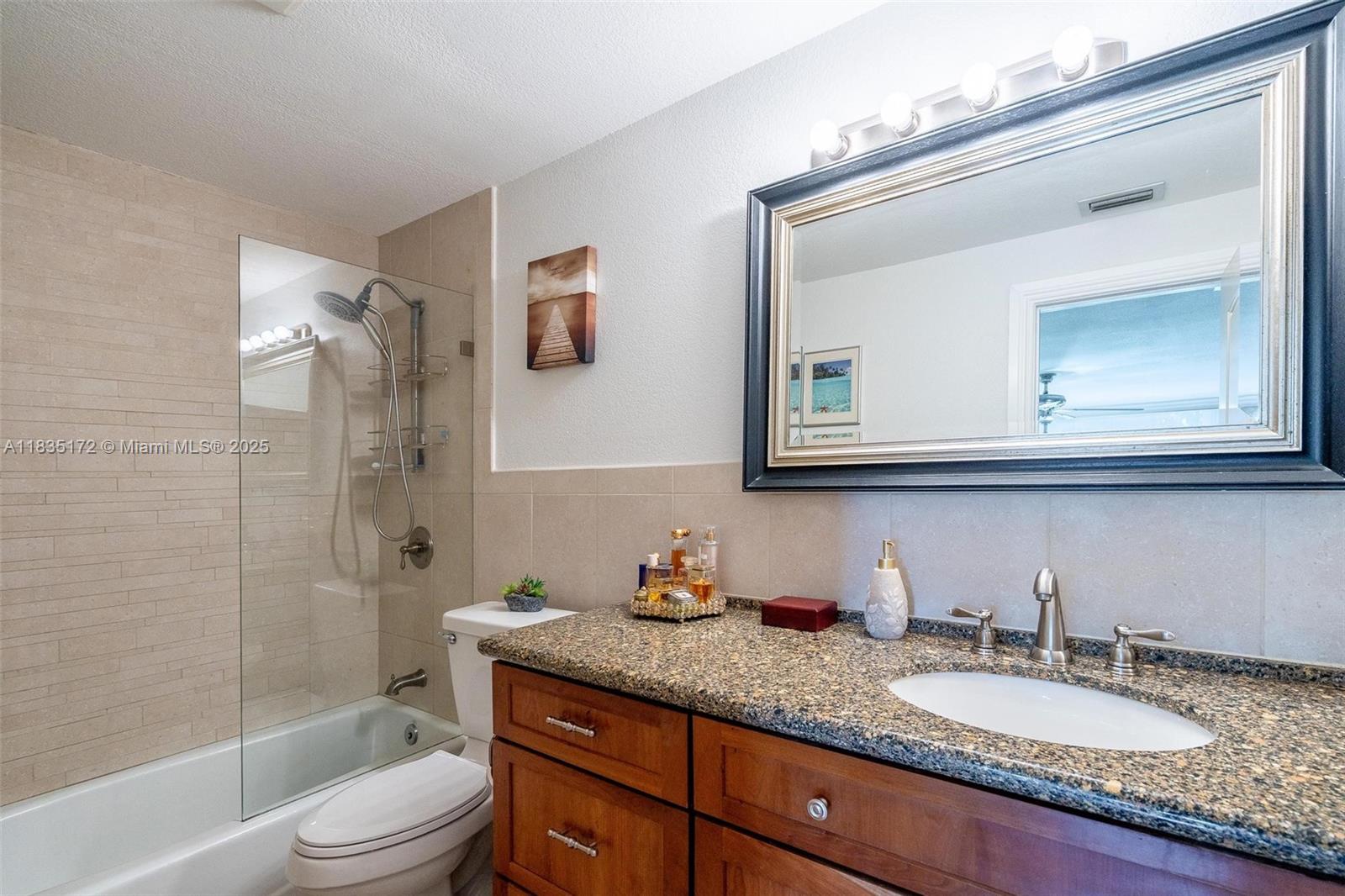 ISLA MERITA CONDOMINIUM I - Residential