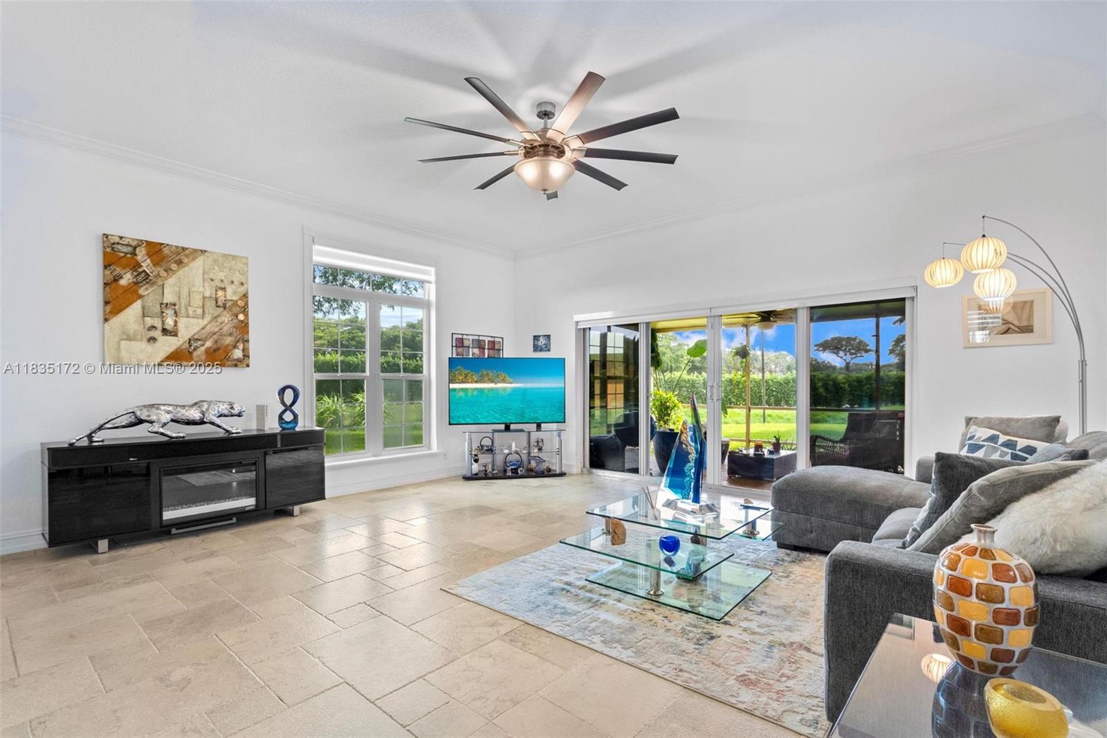 ISLA MERITA CONDOMINIUM I - Residential