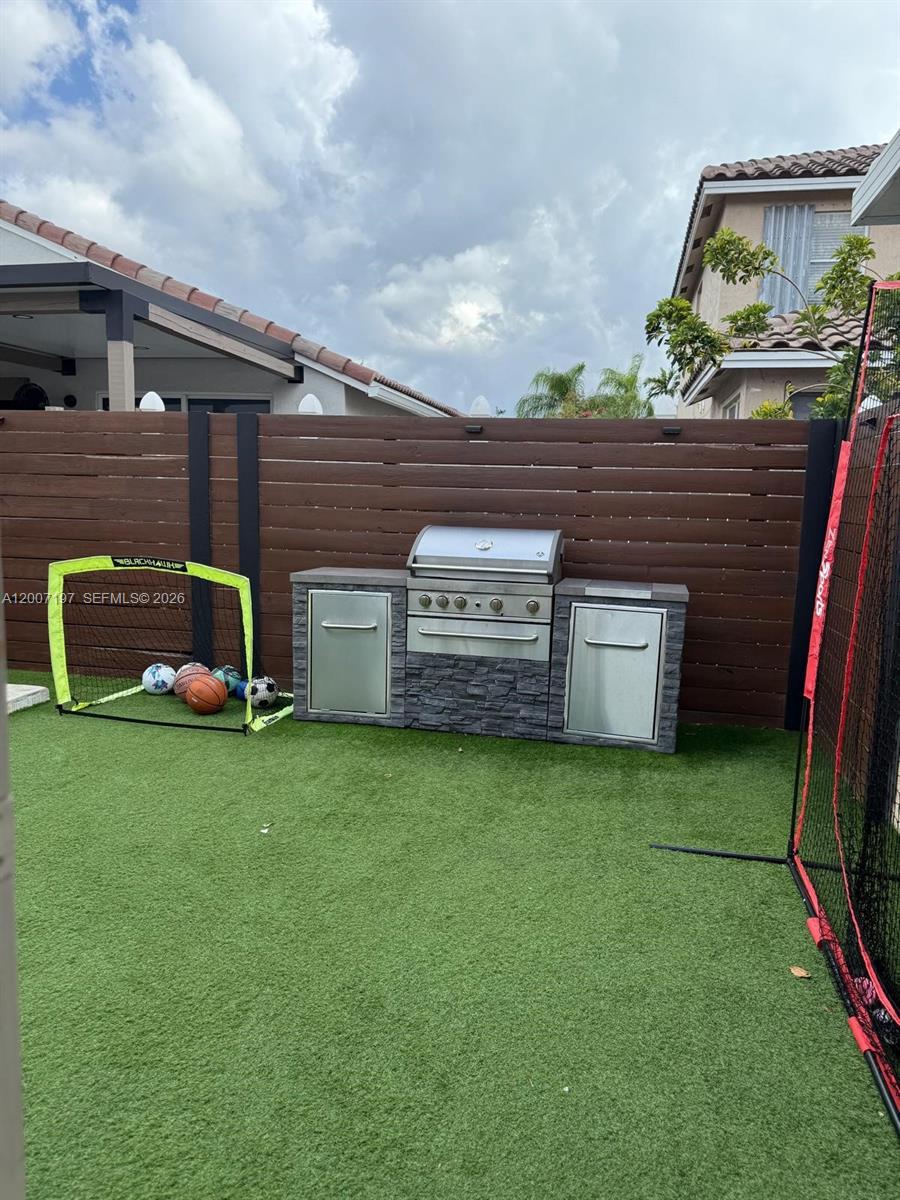 PARKSIDE AT SPRING VALLEY - Residential