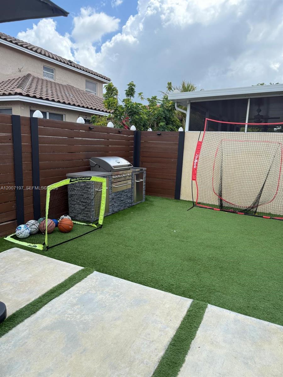 PARKSIDE AT SPRING VALLEY - Residential